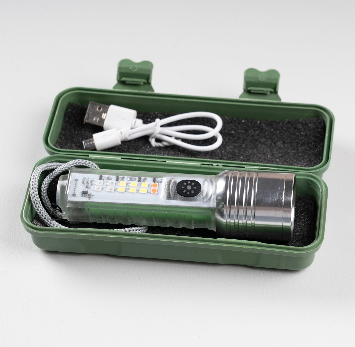 Linterna LED multifuncional - Alta potencia y recargable USB FENGSEN