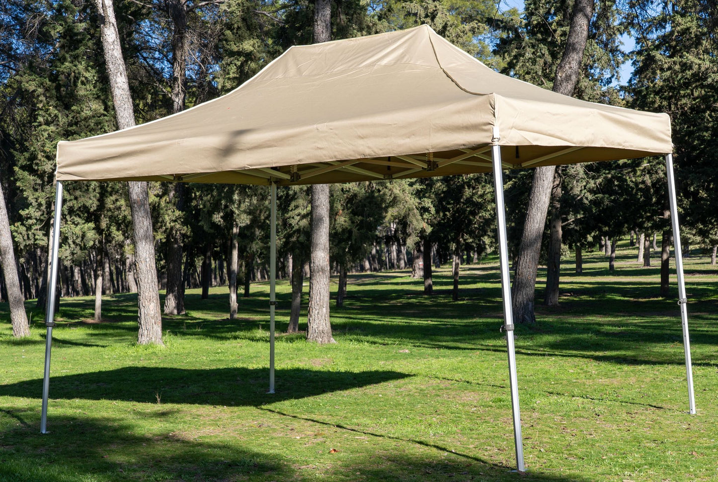 Carpa de Aluminio 5mm Plegable para Exteriores Resistente y Fácil de Montar Ideal para Jardín Playa y Eventos con Estructura Metálica y Techo Impermeable